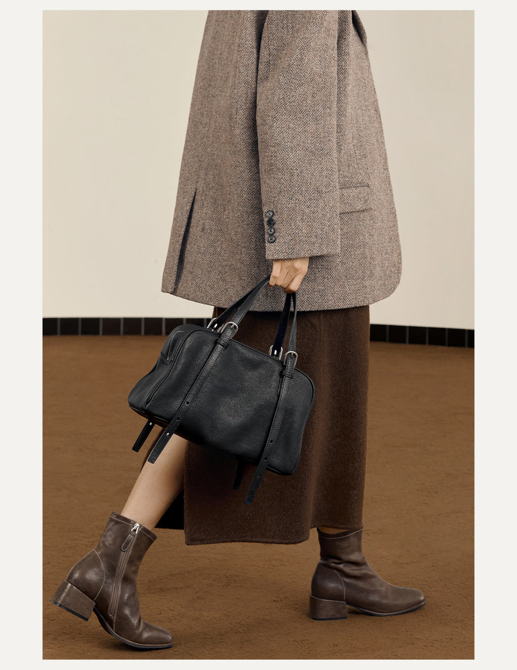 New Arrival Vegetable Tanned Leather High-Grade Youyou Bowling Bag Women's Spring Retro Large Capacity Commuting Shoulder Handbag