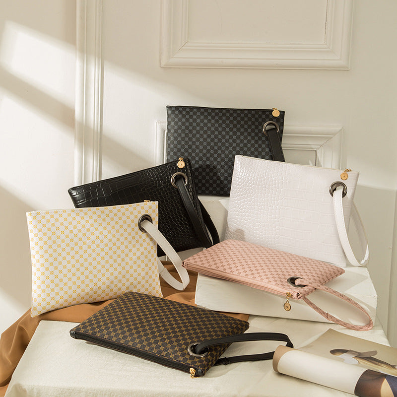 2025 Handbags Retro Printed Women's Briefcase Trendyy Fashion Handheld Small Square Bag Mobile Phone Bag