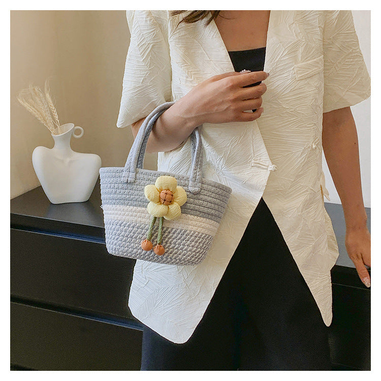 Niche Bags for Women 2025 New Summer Work Handbags Flower Woven Bags Hand-Held Shoulder Bags Versatile Women's Bags