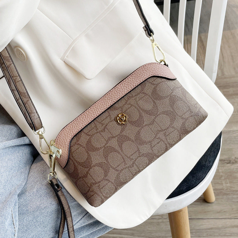 2025 New Handbags Women's Small Bags Fashionable Shoulder Crossbody Bags Trendy Wallets Women's Long Mobile Phone Bags Mom's Style