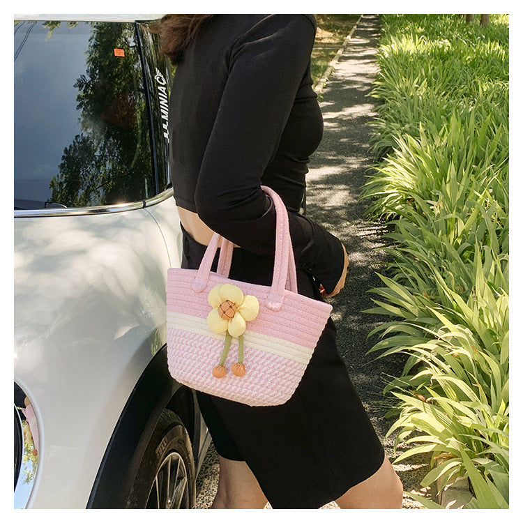 Niche Bags for Women 2025 New Summer Work Handbags Flower Woven Bags Hand-Held Shoulder Bags Versatile Women's Bags