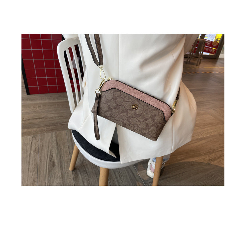 2025 New Handbags Women's Small Bags Fashionable Shoulder Crossbody Bags Trendy Wallets Women's Long Mobile Phone Bags Mom's Style