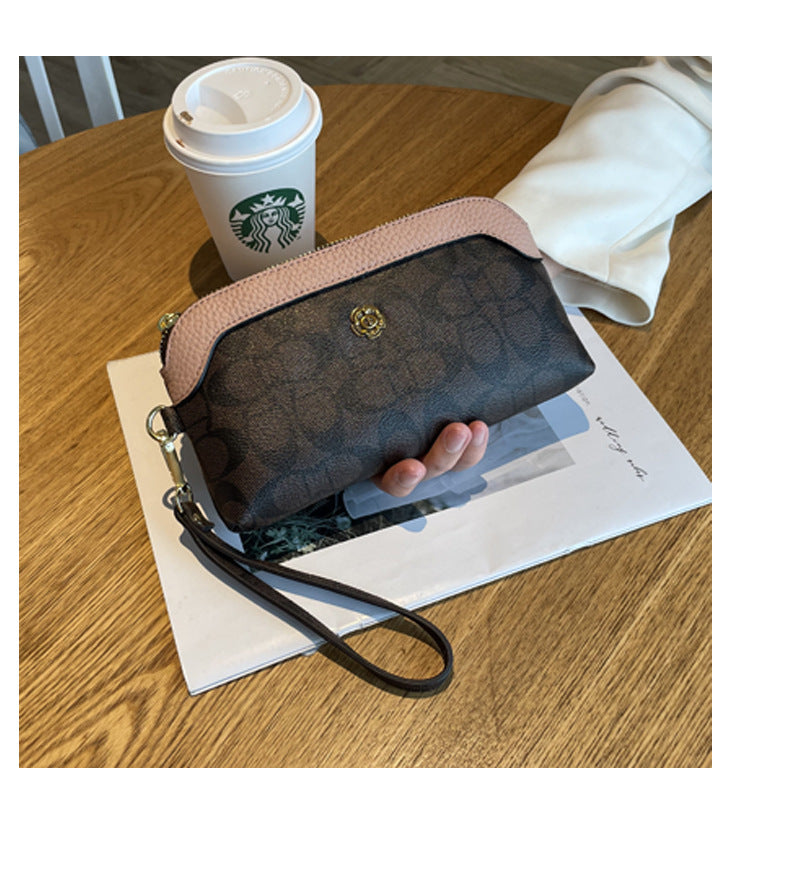 2025 New Handbags Women's Small Bags Fashionable Shoulder Crossbody Bags Trendy Wallets Women's Long Mobile Phone Bags Mom's Style