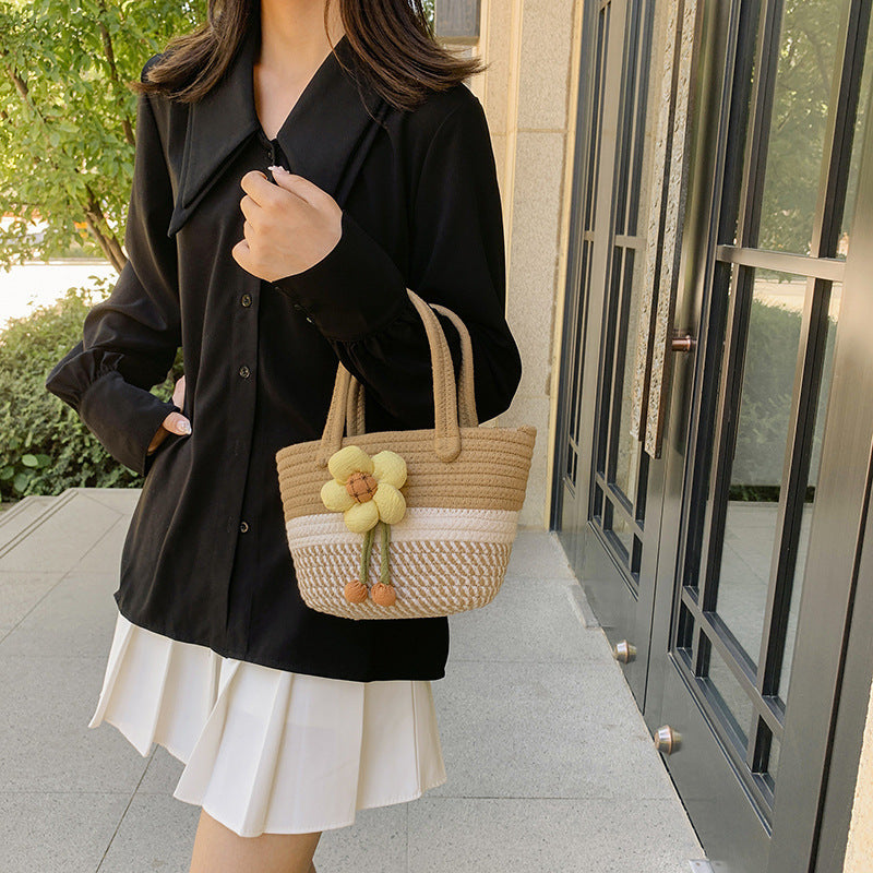 Niche Bags for Women 2025 New Summer Work Handbags Flower Woven Bags Hand-Held Shoulder Bags Versatile Women's Bags