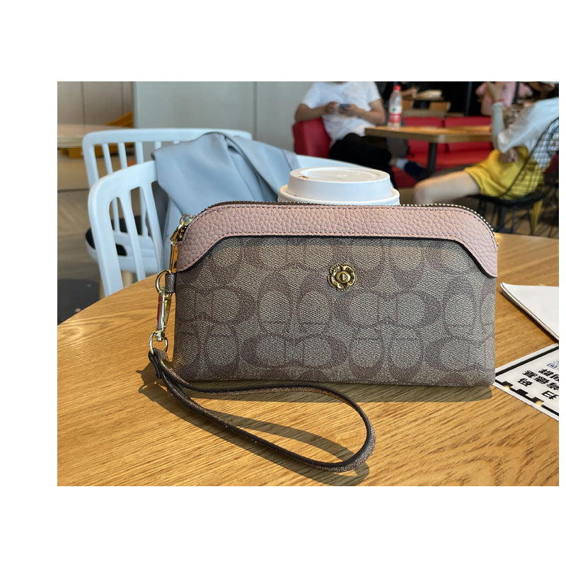 2025 New Handbags Women's Small Bags Fashionable Shoulder Crossbody Bags Trendy Wallets Women's Long Mobile Phone Bags Mom's Style